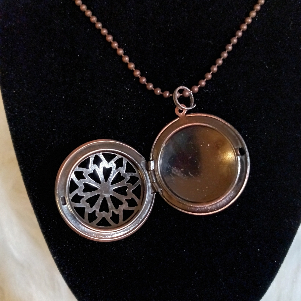 Handmade Copper Locket - Picture 2 of 2